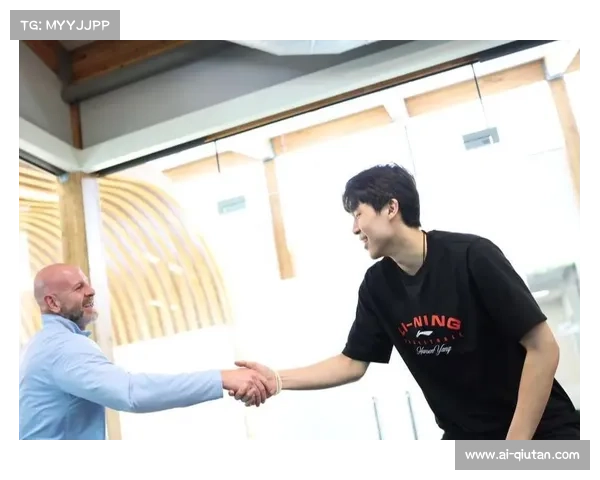 夏联开拓者助教盛赞杨瀚森策应天赋并展望未来成长潜力 夏联开拓者助教盛赞杨瀚森策应天赋并展望未来成长潜力